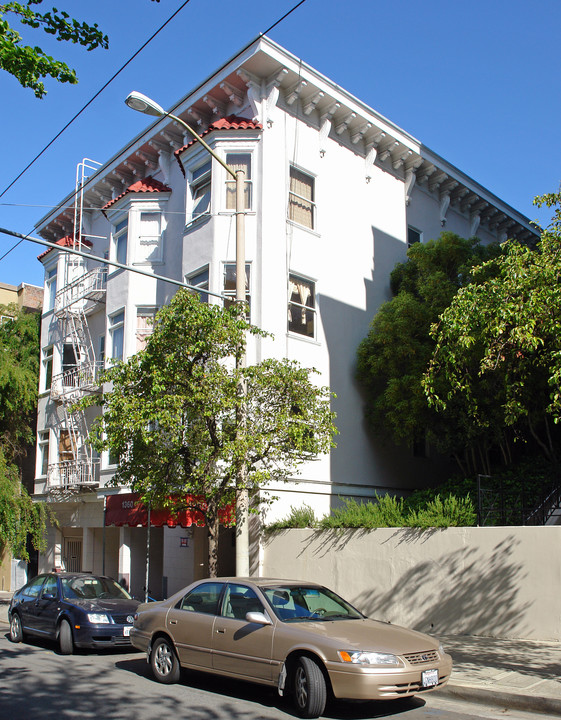 1360 Clay St in San Francisco, CA - Building Photo