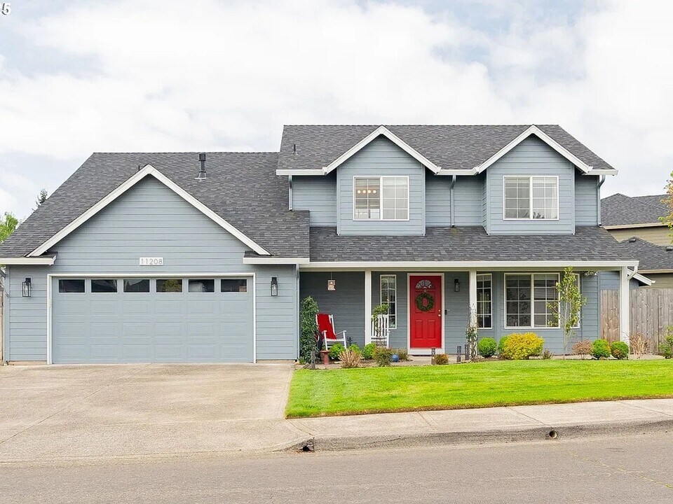 11208 NW 35th Ave in Vancouver, WA - Building Photo