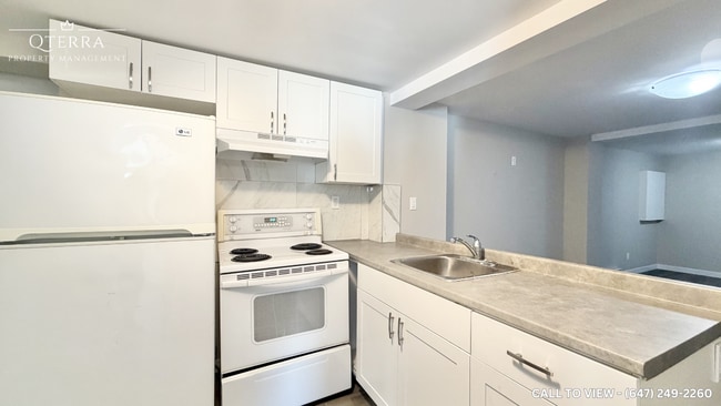 142 Brock St in Brockville, ON - Building Photo - Building Photo