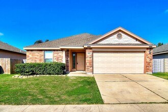 6824 Fox Tail Dr in Corpus Christi, TX - Building Photo - Building Photo