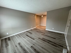 Pinewood Apartments in National City, CA - Building Photo - Building Photo