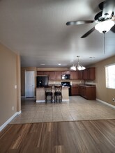 1850 N Vista Ln in Casa Grande, AZ - Foto de edificio - Building Photo