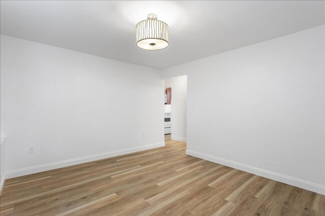 1443 Stanton St in Alameda, CA - Building Photo - Building Photo