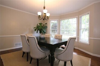 3571 Sunderland Cir NE in Atlanta, GA - Building Photo - Building Photo