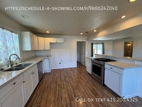 1023 Corby Ave in Santa Rosa, CA - Building Photo - Building Photo