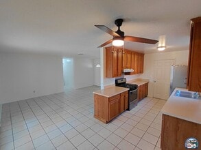 738 Brentwood Ave in Holtville, CA - Building Photo - Building Photo