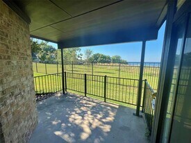 176 Henry Chandler Dr in Rockwall, TX - Building Photo