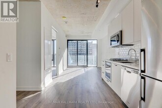 55 Ontario St in Toronto, ON - Building Photo - Building Photo