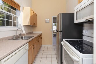 57 Knollcrest Rd in New Fairfield, CT - Building Photo - Building Photo