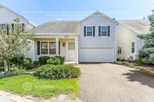 1751 Hickory Park Ln in Aurora, IL - Building Photo