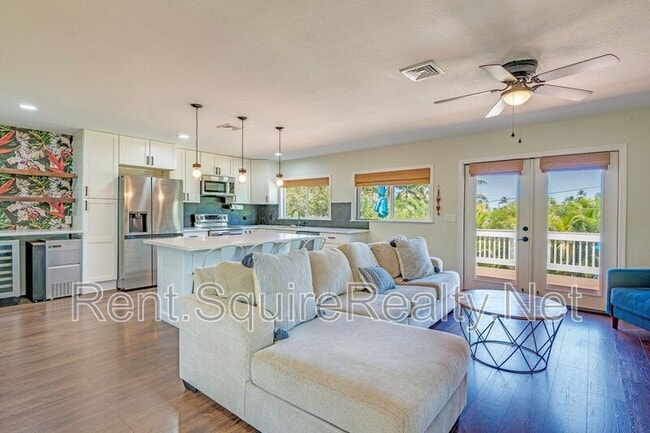 property at 52 Alahele Pl