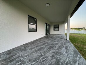 3011 NW 42nd Ave in Cape Coral, FL - Foto de edificio - Building Photo
