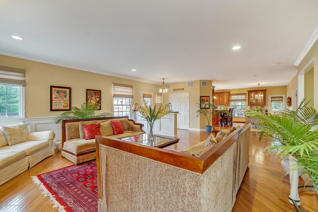 property at 18 Mariners Bend