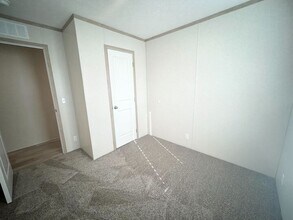 52792 S Zacharias Ct in Chesterfield, MI - Building Photo - Building Photo