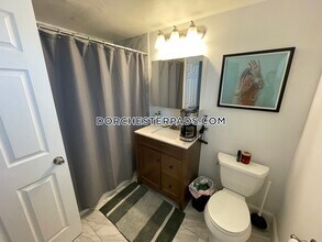 7 Whitman St in Boston, MA - Building Photo - Building Photo