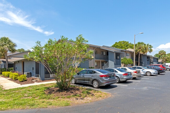 WestEnd in Tampa, FL - Foto de edificio - Building Photo