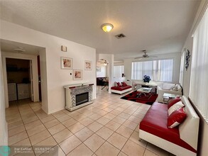 6831 Torch Key St in Greenacres, FL - Building Photo - Building Photo