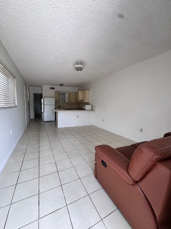 7625 SW 21st Terrace in Miami, FL - Building Photo - Building Photo