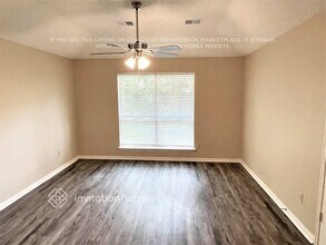 8919 Village Hills Dr in Spring, TX - Building Photo - Building Photo
