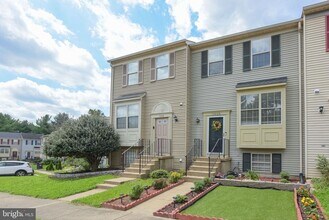 15226 Wentwood Ln in Woodbridge, VA - Building Photo - Building Photo