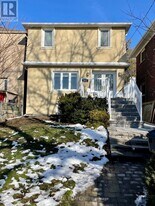 455 Oak Park Ave in Toronto, ON - Building Photo