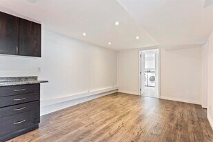 10245 Wedgewood Dr in Chilliwack, BC - Building Photo