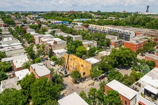 2255 Montgomery Rue in Montréal, QC - Building Photo