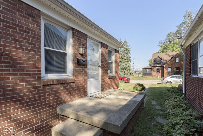 1614 Cord St in Speedway, IN - Building Photo - Building Photo