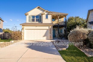 10406 Pecan Crest in San Antonio, TX - Building Photo