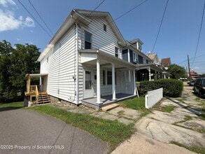 328 Main St in Nanticoke, PA - Building Photo - Building Photo