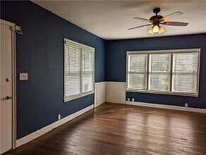308 Taylor Rd in Elgin, TX - Building Photo - Building Photo