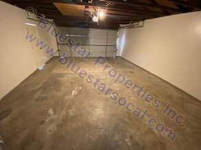 16214 Puesta Del Sol Dr in Victorville, CA - Building Photo - Building Photo