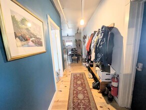 443 Railroad St, Unit 4 in St Johnsbury, VT - Building Photo - Building Photo