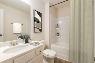 143 Pyrus Ln in Auburn, GA - Foto de edificio - Building Photo