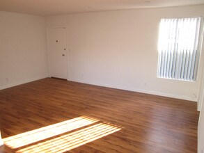 1824 Manning Ave-Unit -1 in Los Angeles, CA - Building Photo - Building Photo