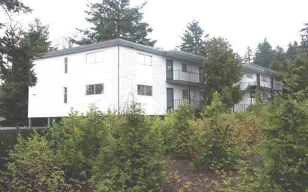 5904 Highway Pl in Everett, WA - Building Photo - Building Photo