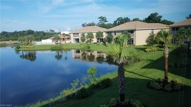27460 Palmesta Cir-Unit -25 in Bonita Springs, FL - Building Photo - Building Photo