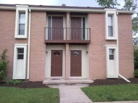 4914 Reed Rd Apartamentos