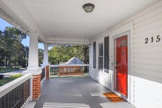 2151 Pryor Rd SW in Atlanta, GA - Building Photo - Building Photo