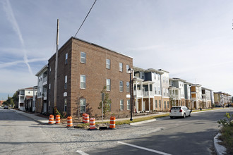 The View of Oglethorpe Apartments in Savannah, GA - Building Photo - Building Photo