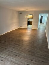 227 Canal Park Dr, Unit 307 in Salisbury, MD - Foto de edificio - Building Photo