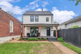 6815 Wise Ave in St. Louis, MO - Building Photo