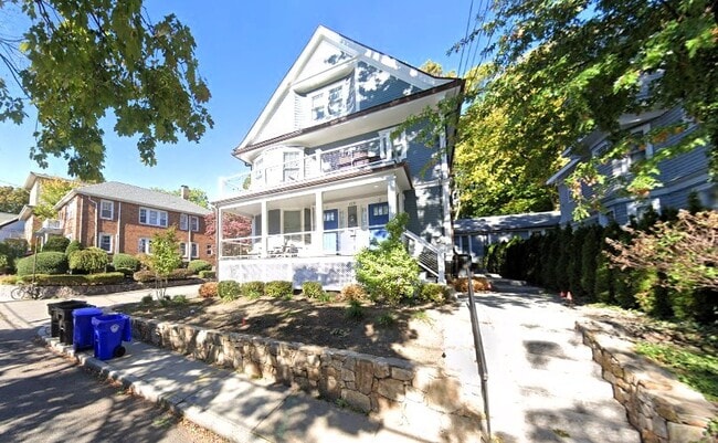 119 Westbourne Ter, Unit 1 in Brookline, MA - Building Photo - Building Photo