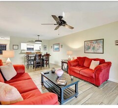 2950 SE Ocean Blvd in Stuart, FL - Building Photo - Building Photo