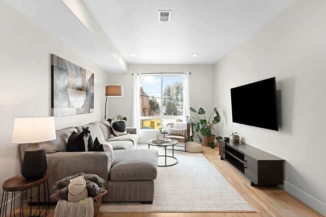 3500 W Conejos Pl in Denver, CO - Building Photo - Building Photo