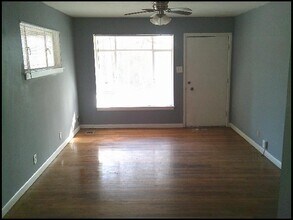 9 Woodcliff Cir in Little Rock, AR - Foto de edificio - Building Photo