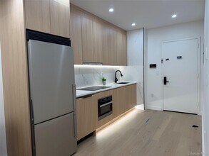 168 E 111th St in New York, NY - Building Photo - Building Photo