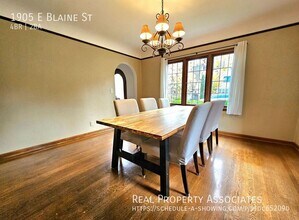 1905 E Blaine St in Seattle, WA - Building Photo - Building Photo