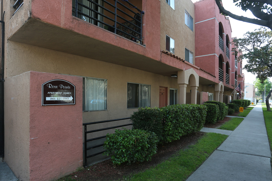 Rose Pointe Orizaba in Long Beach, CA - Foto de edificio