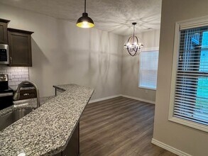 3021 W Cardinal St in Springfield, MO - Building Photo - Building Photo